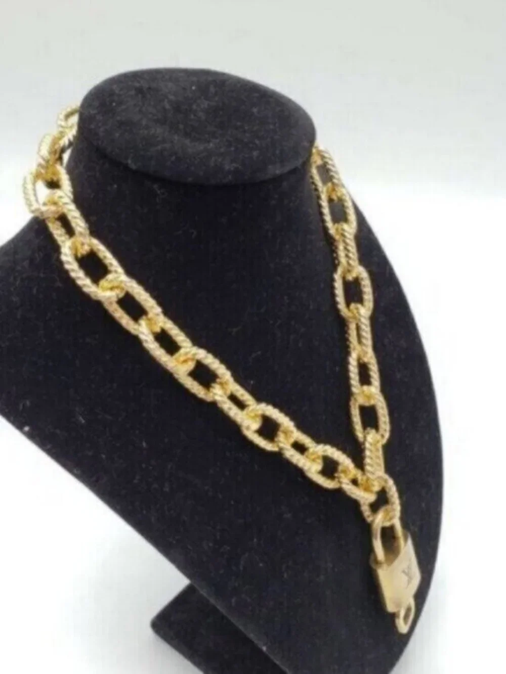 Authentic Louis Vuitton Lock & Key w/ Unbranded Gold Plated Gold Chain Necklace